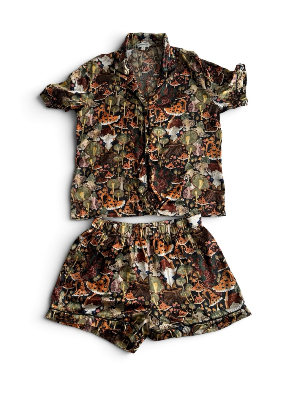 EARTHBOUND Two- Piece Mushroom & Gnome Print Lounge Set